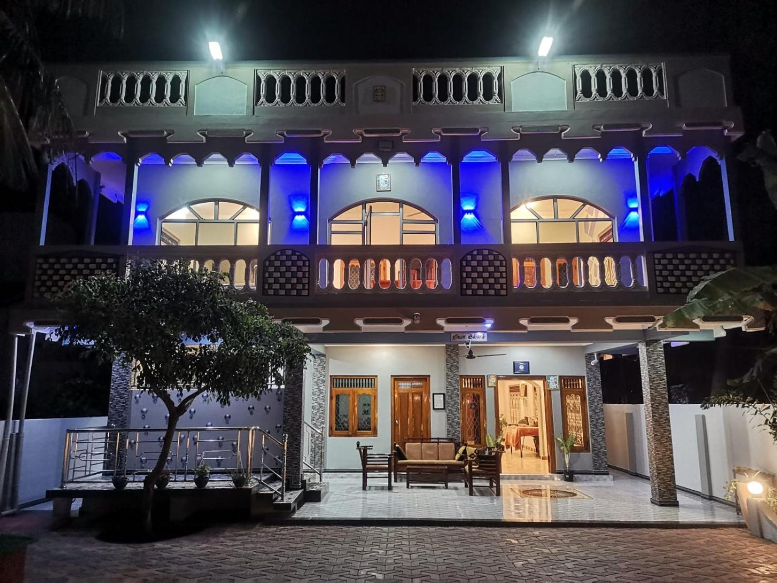 贾夫纳 纳鲁尔假日旅馆酒店 外观 照片